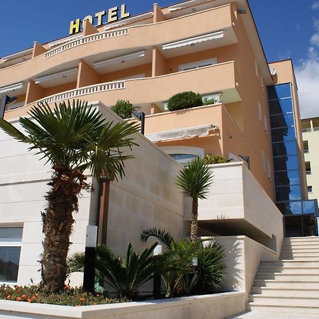 Hotel Rosina Makarska Extérieur photo