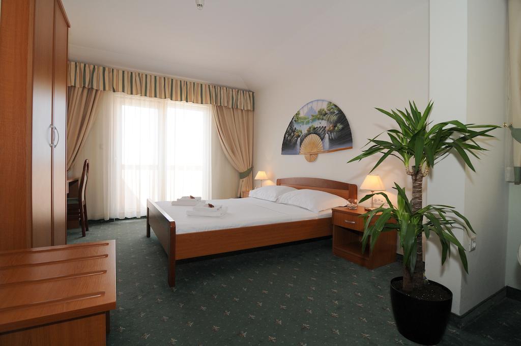 Hotel Rosina Makarska Chambre photo